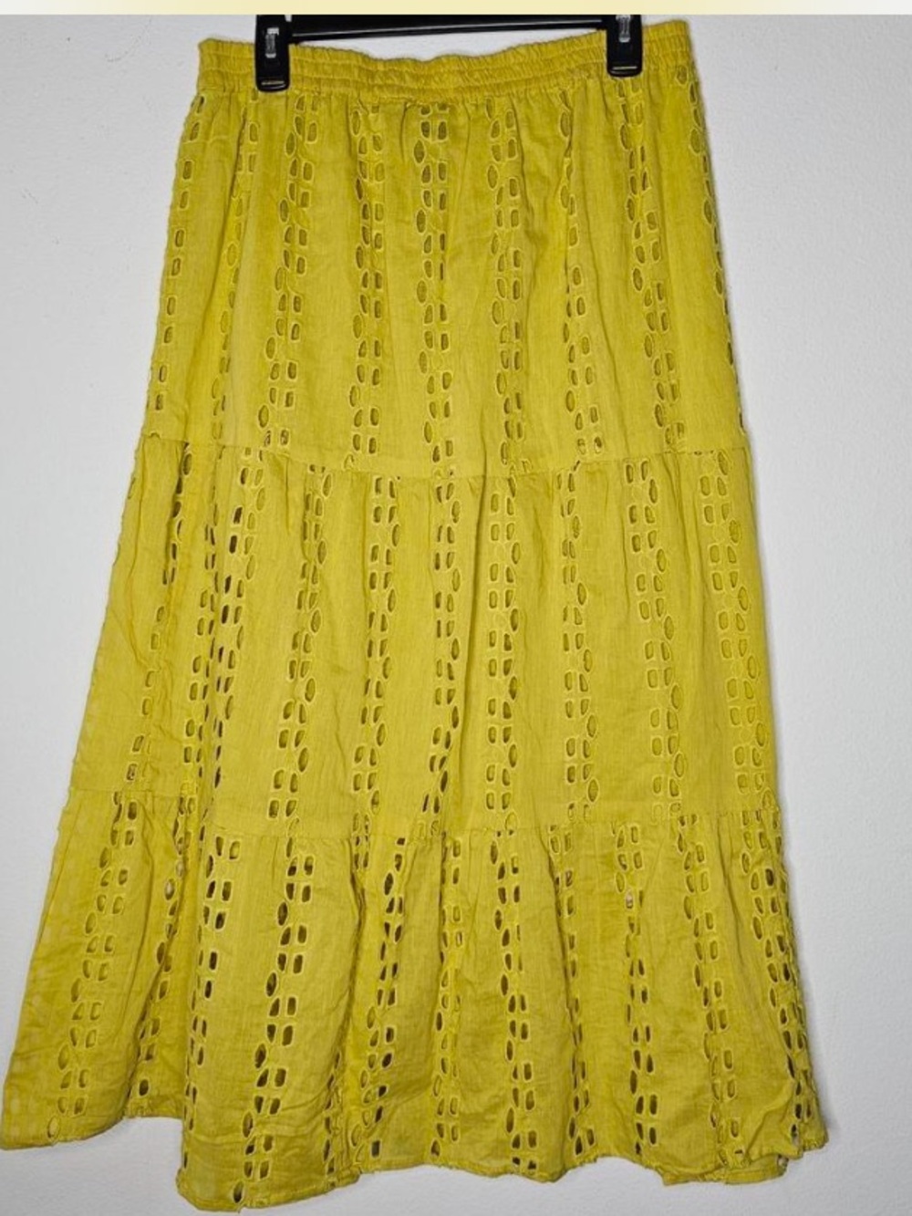 Nation AK Outfits Cotton Yellow Green Eyelet Button-Front Midi Skirt large - Picture 2 of 6